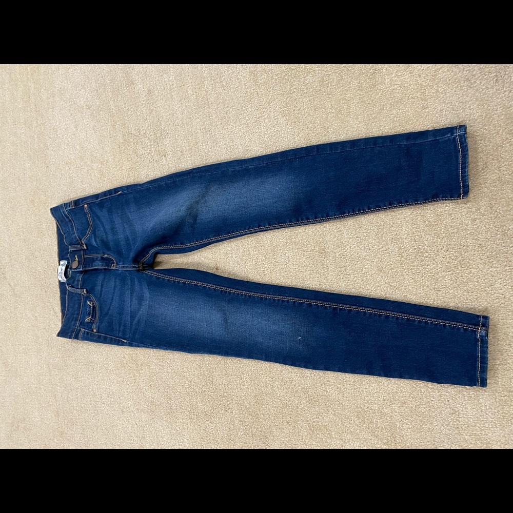 Like new skinny jeans! Hardly wore!